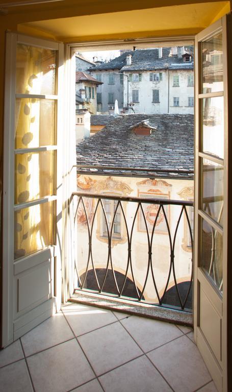 -Ortaflats- Appartamenti Imbarcadero & Palazzotto Orta San Giulio Habitación foto